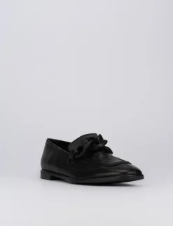 Mocassino tacco 1 cm nero pelle