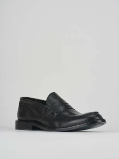 Mocassino tacco 2 cm nero pelle