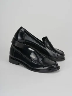 Mocassino tacco 2 cm nero pelle