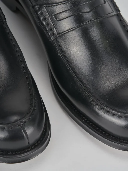 Mocassino tacco 2 cm nero pelle