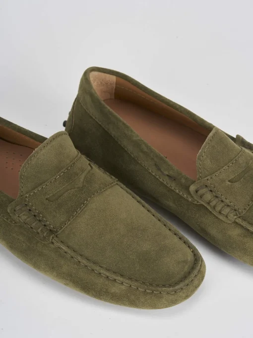 Mocassino verde camoscio