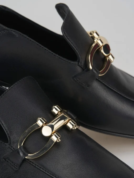 Moccassino tacco 2 cm nero pelle