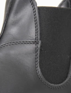 Polacchino con fondo gomma flessibile e soletto in vera pelle nero