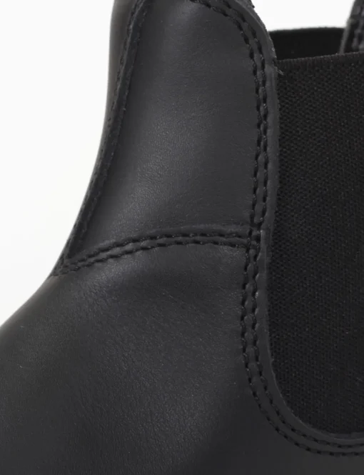 Polacchino con fondo gomma flessibile e soletto in vera pelle nero