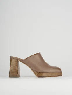 Sabot tacco 9 cm beige pelle