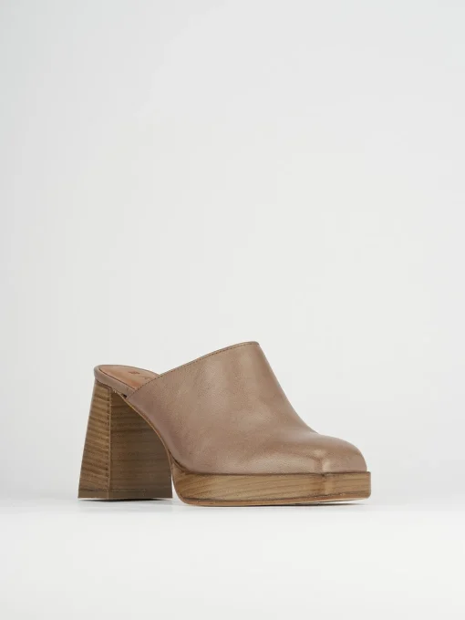 Sabot tacco 9 cm beige pelle