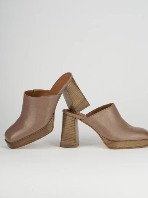 Sabot tacco 9 cm beige pelle