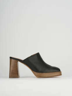 Sabot tacco 9 cm nero pelle