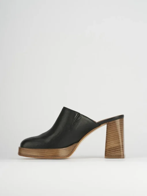 Sabot tacco 9 cm nero pelle