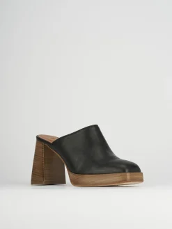 Sabot tacco 9 cm nero pelle