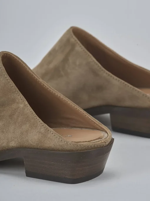 Sabot tacco 3cm camoscio marrone
