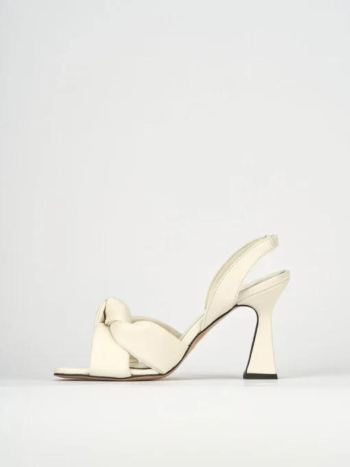 Sandali tacco 9cm pelle beige