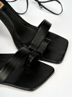 Sandali tacco 8cm pelle nero
