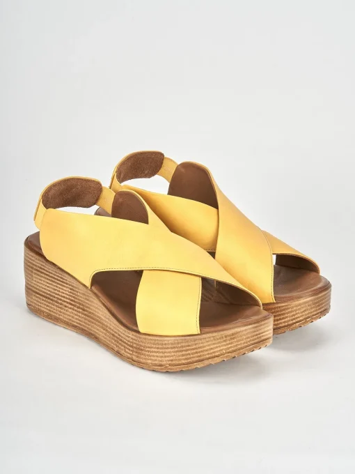 Sandali zeppa tacco 6cm pelle giallo