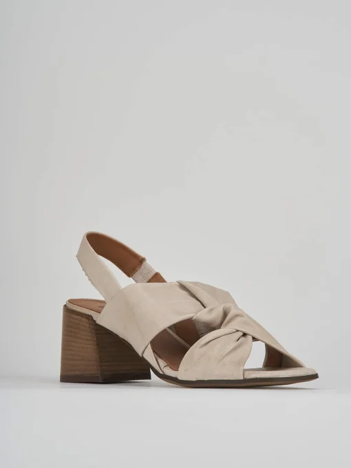 Sandalo tacco 5 cm beige pelle