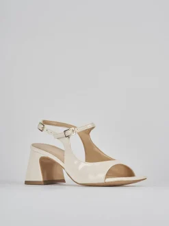Sandalo tacco 6 cm bianco vernice
