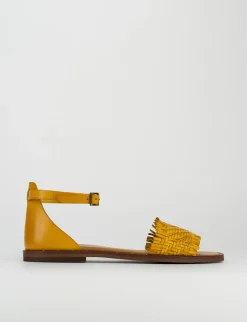 Sandalo tacco 1 cm giallo pelle