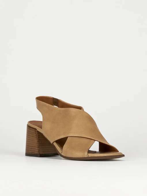 Sandalo tacco 7 cm marrone pelle