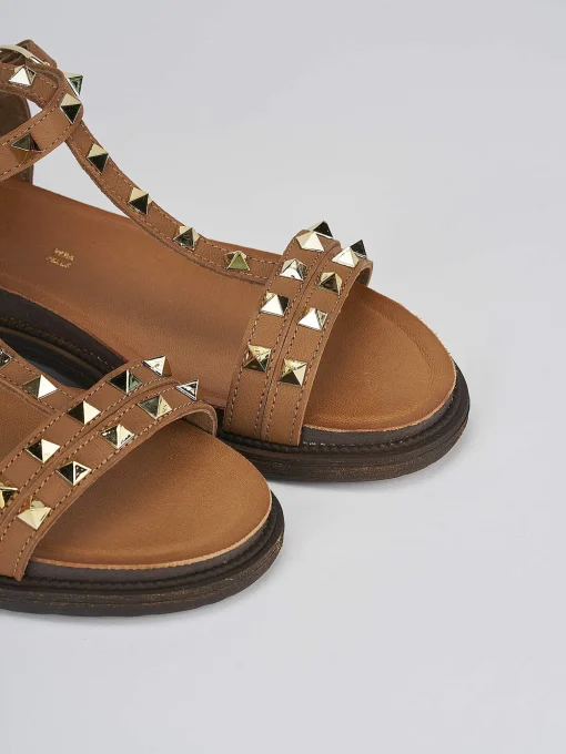Sandalo tacco 1 cm marrone pelle