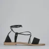 Sandalo tacco 1 cm nero camoscio