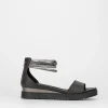 Sandalo tacco 1 cm nero pelle