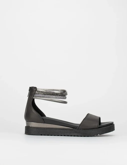 Sandalo tacco 1 cm nero pelle