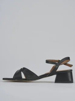 Sandalo tacco 3 cm nero pelle