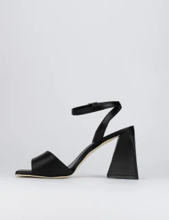 Sandalo tacco 9 cm nero pelle