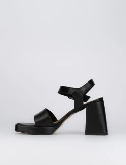 Sandalo tacco 9 cm nero pelle