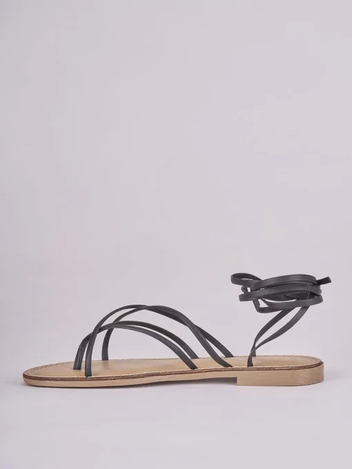 Sandalo tacco 1 cm nero pelle