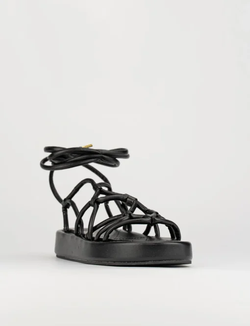 Sandalo tacco 1 cm nero pelle