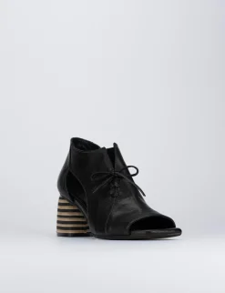 Sandalo tacco 5 cm nero pelle