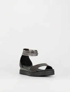 Sandalo tacco 1 cm nero pelle