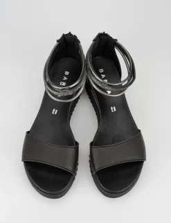 Sandalo tacco 1 cm nero pelle