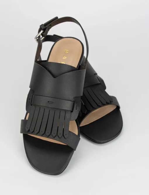 Sandalo tacco 1 cm nero pelle