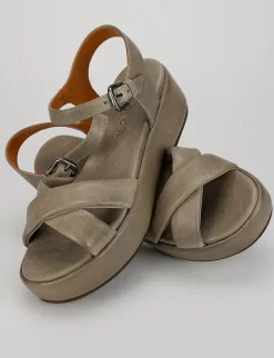 Sandalo tacco 1 m beige pelle