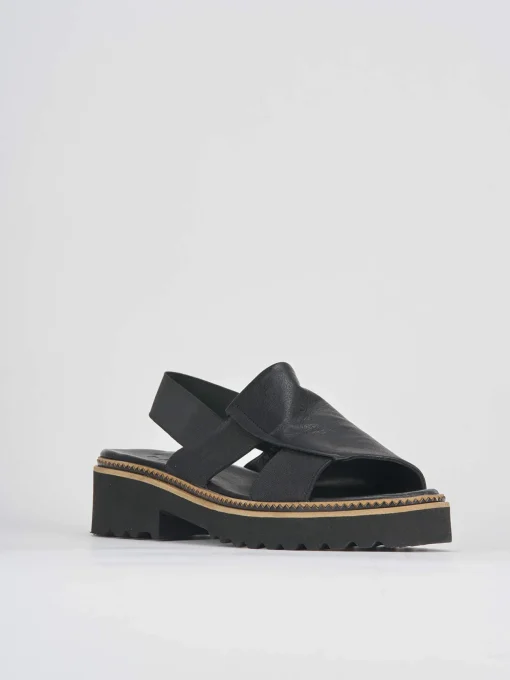Sandalo tacco 5cm nero pelle