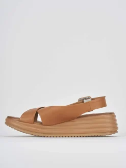 Sandalo zeppa 6 cm marrone pelle