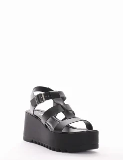 Sandalo zeppa 7 cm nero