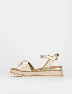Sandalo zeppa 1 cm oro pelle