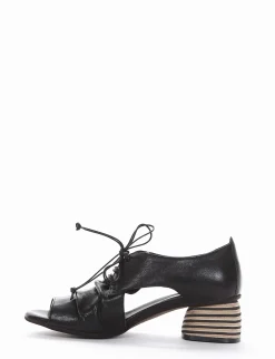 scarpa lacci tacco 5 cm nero