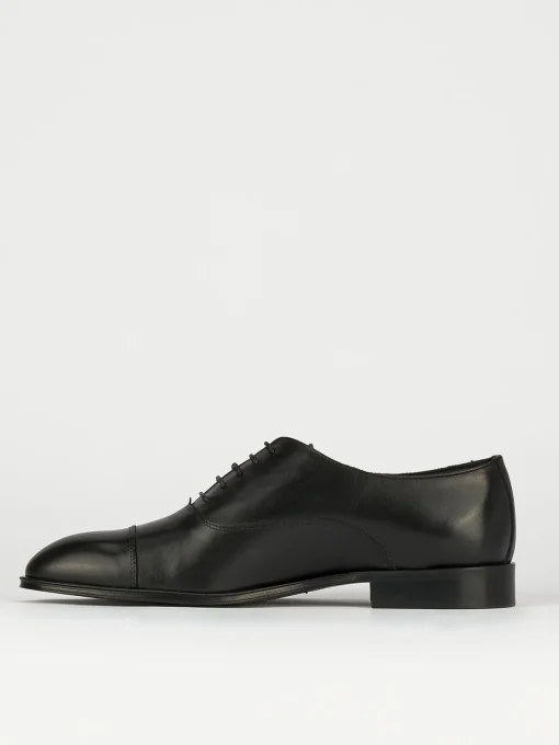 Scarpa lacci tacco 2 cm nero pelle