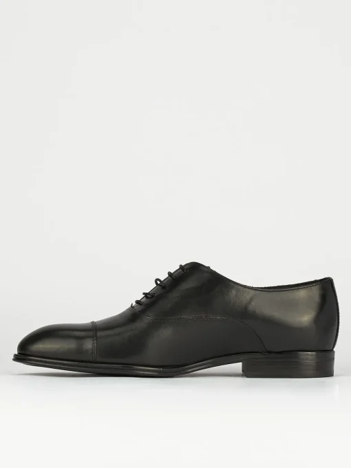 Scarpa lacci tacco 2 cm nero pelle