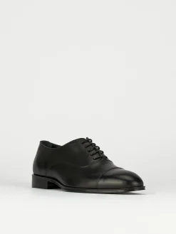 Scarpa lacci tacco 2 cm nero pelle