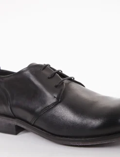 scarpa lacci tacco 2 cm nero