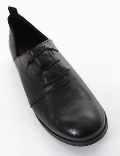 scarpa lacci tacco 2 cm nero