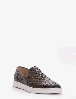 slip on fondo gomma e soletto interno in vera pelle. Tomaia in morbidissima pelle intrecciata tortora