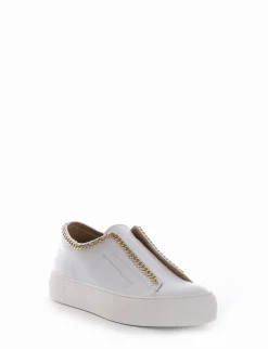Sneaker fondo gomma e soletto interno in vera pelle. Tomaia in pelle liscia bianco