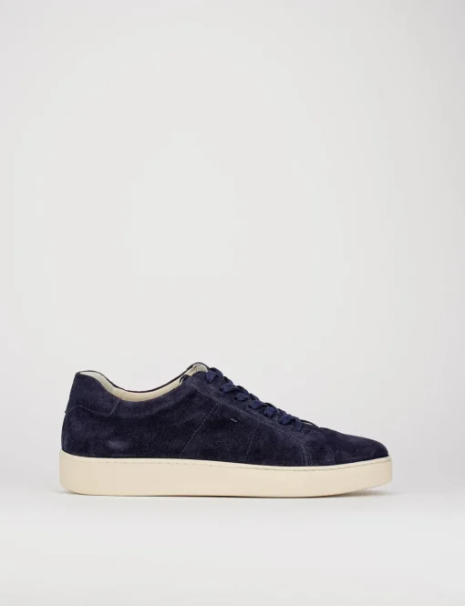 sneakers fondo gomma e soletto interno in vera pelle. tomaia in morbida pelle blu