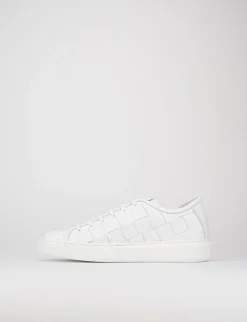 sneakers fondo gomma e soletto interno in vera pelle. tomaia in morbida pelle intrecciata bianco